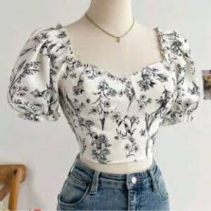 Elegant Floral Puff Sleeve Top
